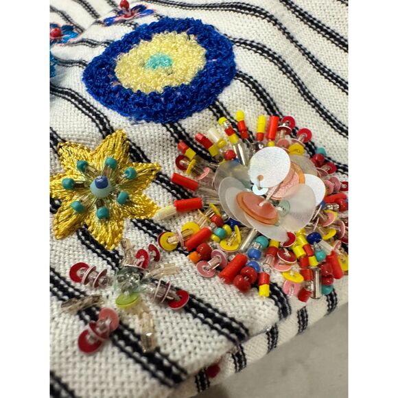 Talbots Floral Row Embellished Crewneck Sweater Size M Soft Classic Knit - Picture 4 of 6